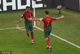 博洛尼亚主帅谈胜利秘诀:团结合作取得胜利 博洛尼亚主帅谈胜利秘诀:团结合作取得胜利