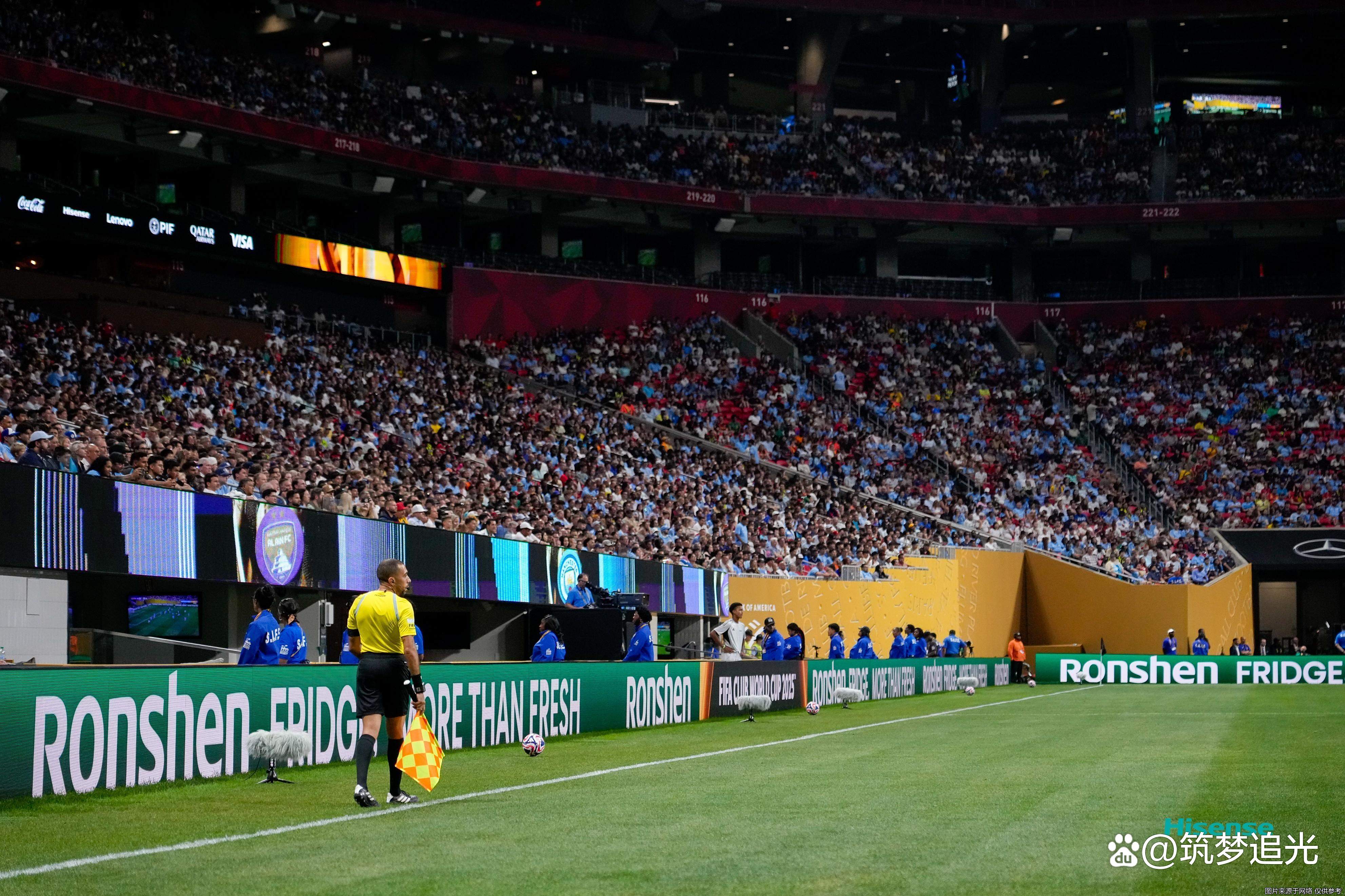 曼城轻取对手,提前锁定16强席位! 曼城轻取对手,提前锁定16强席位!