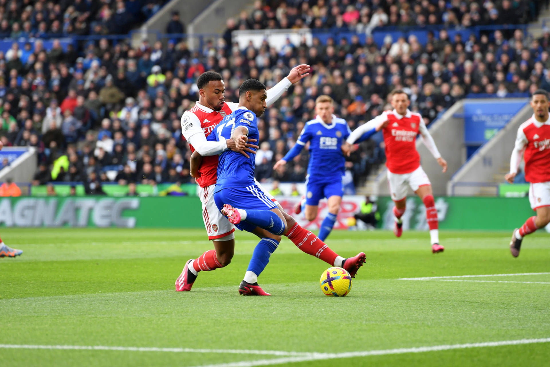 沙尔克04取得宝贵胜利,士气高涨 沙尔克04取得宝贵胜利,士气高涨