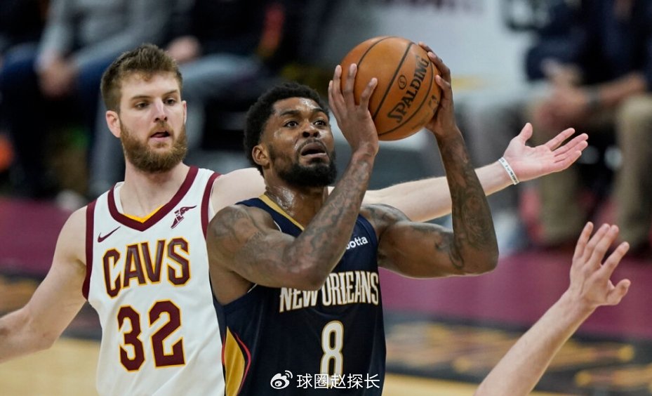 高空对决:鹈鹕对决太阳,谁将笑到最后? 高空对决:鹈鹕对决太阳,谁将笑到最后?