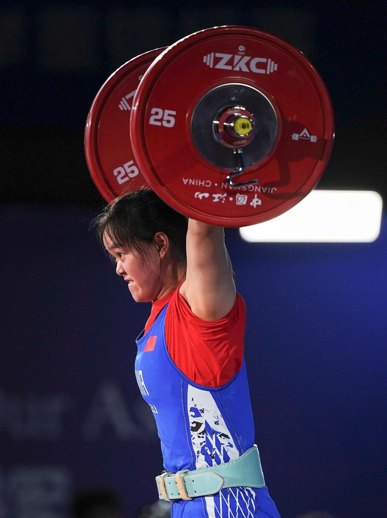 铁血决战！举重运动员制胜关键