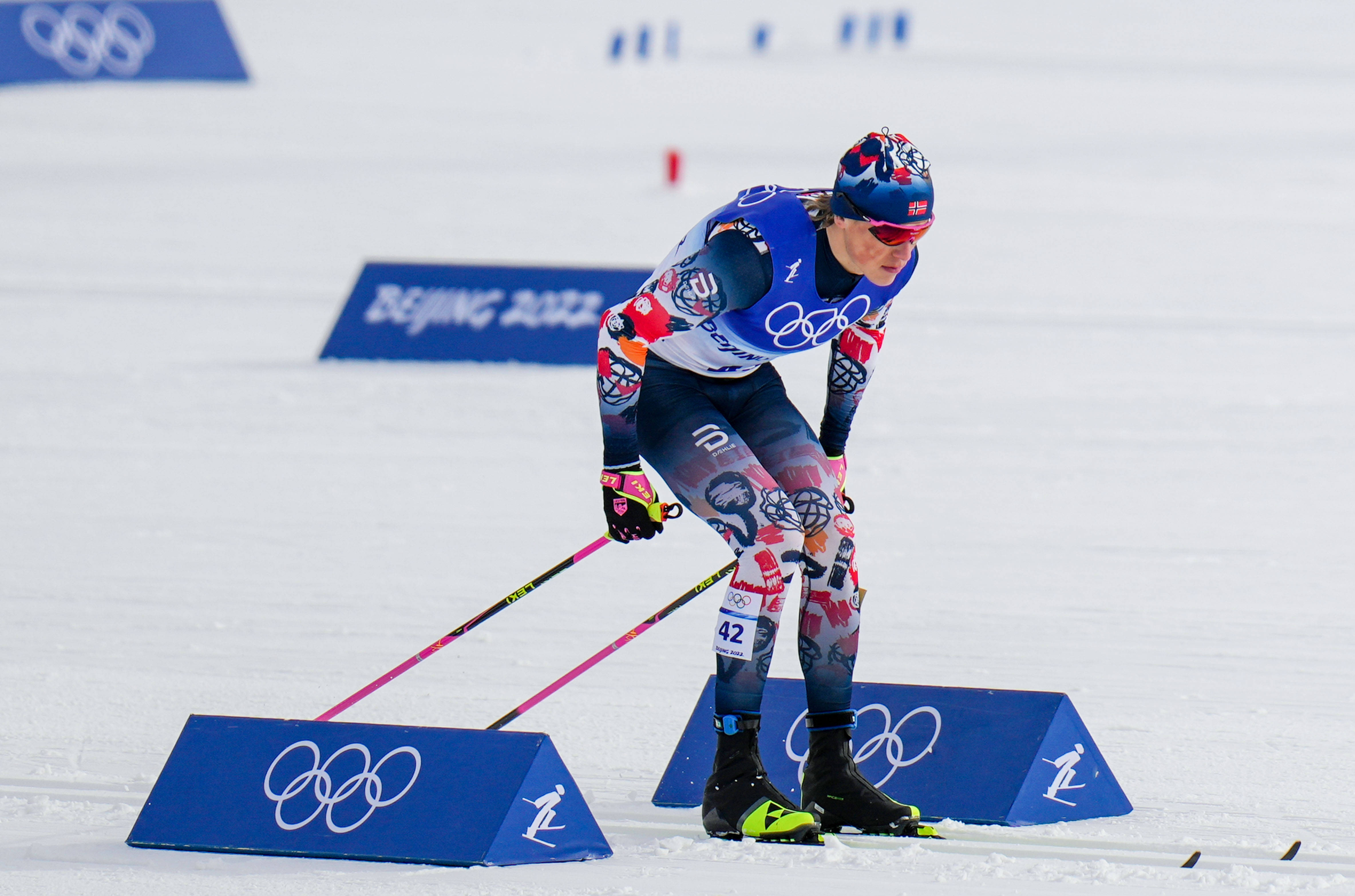 芬兰选手在田径比赛中夺得银牌