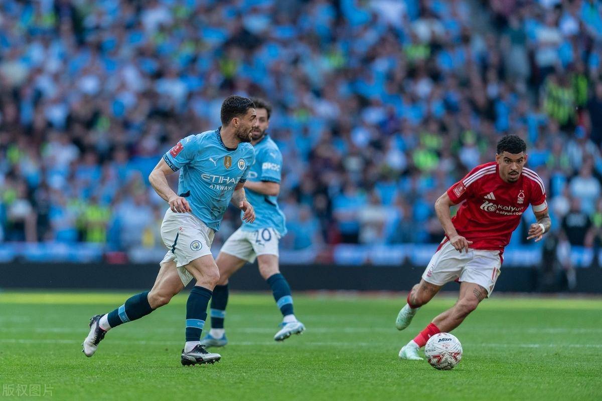 曼城欲摘下英国冠军，下轮对阵狼队