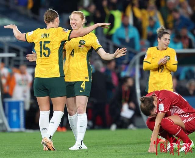 澳大利亚女足队员努力训练备战