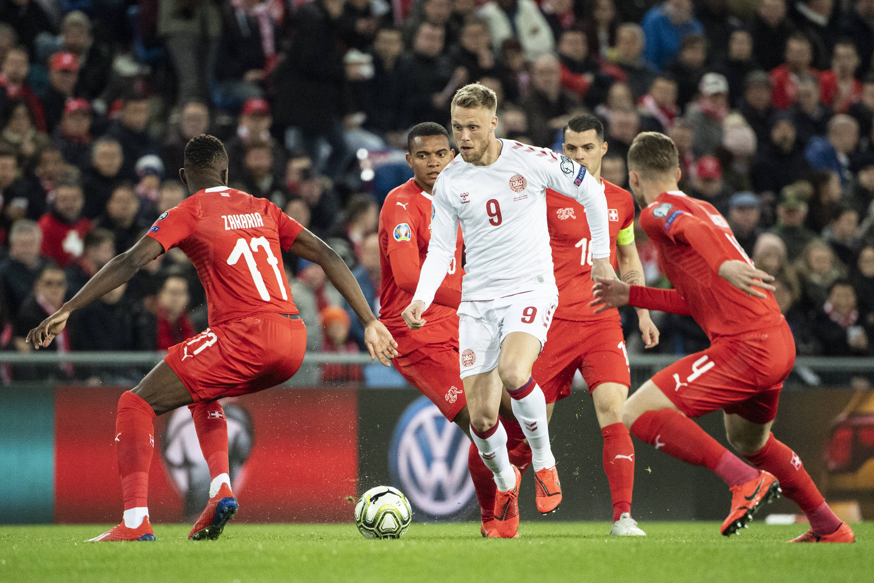 保加利亚客场战胜匈牙利,欧预赛积分榜暂列第三 保加利亚客场战胜匈牙利,欧预赛积分榜暂列第三