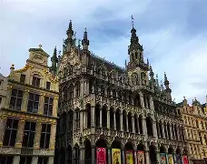 比利时队颓势显现，蒙羞折戟