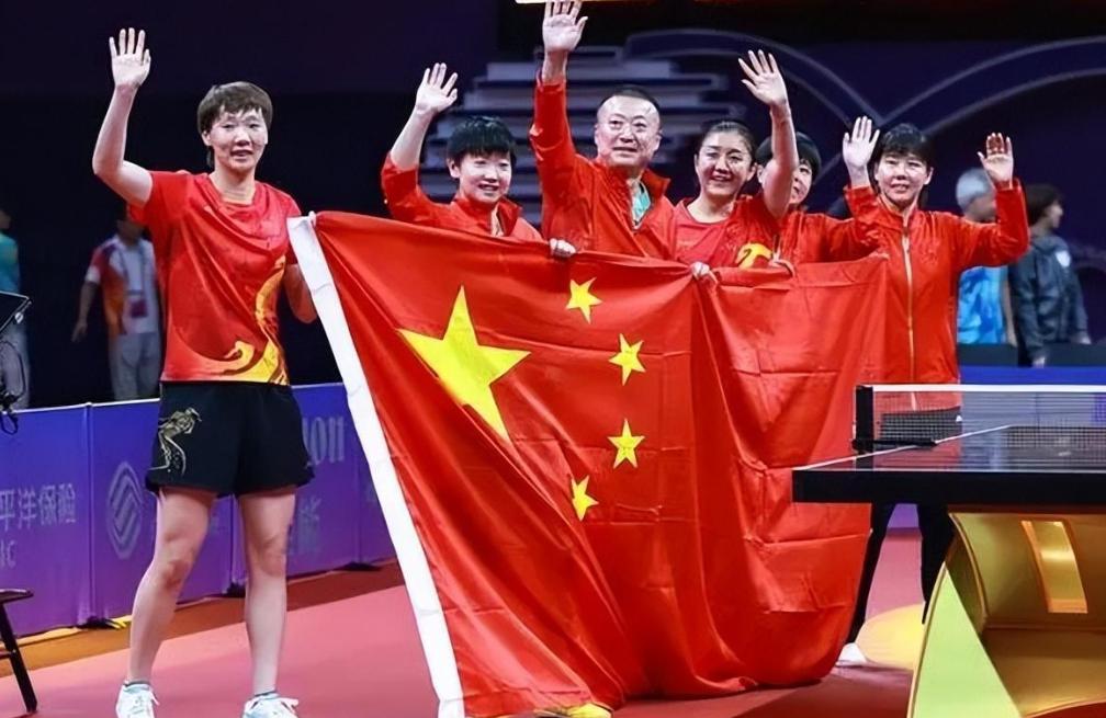 球队在锦标赛中所向披靡取得冠军