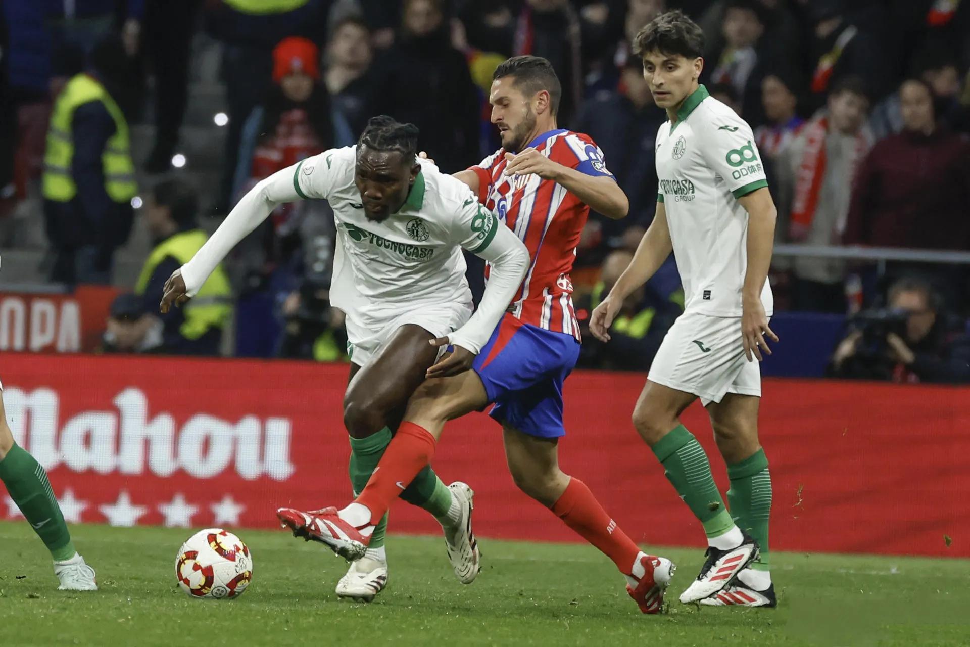 威廉希尔官网-赫塔菲客场战平劲敌，积分增加