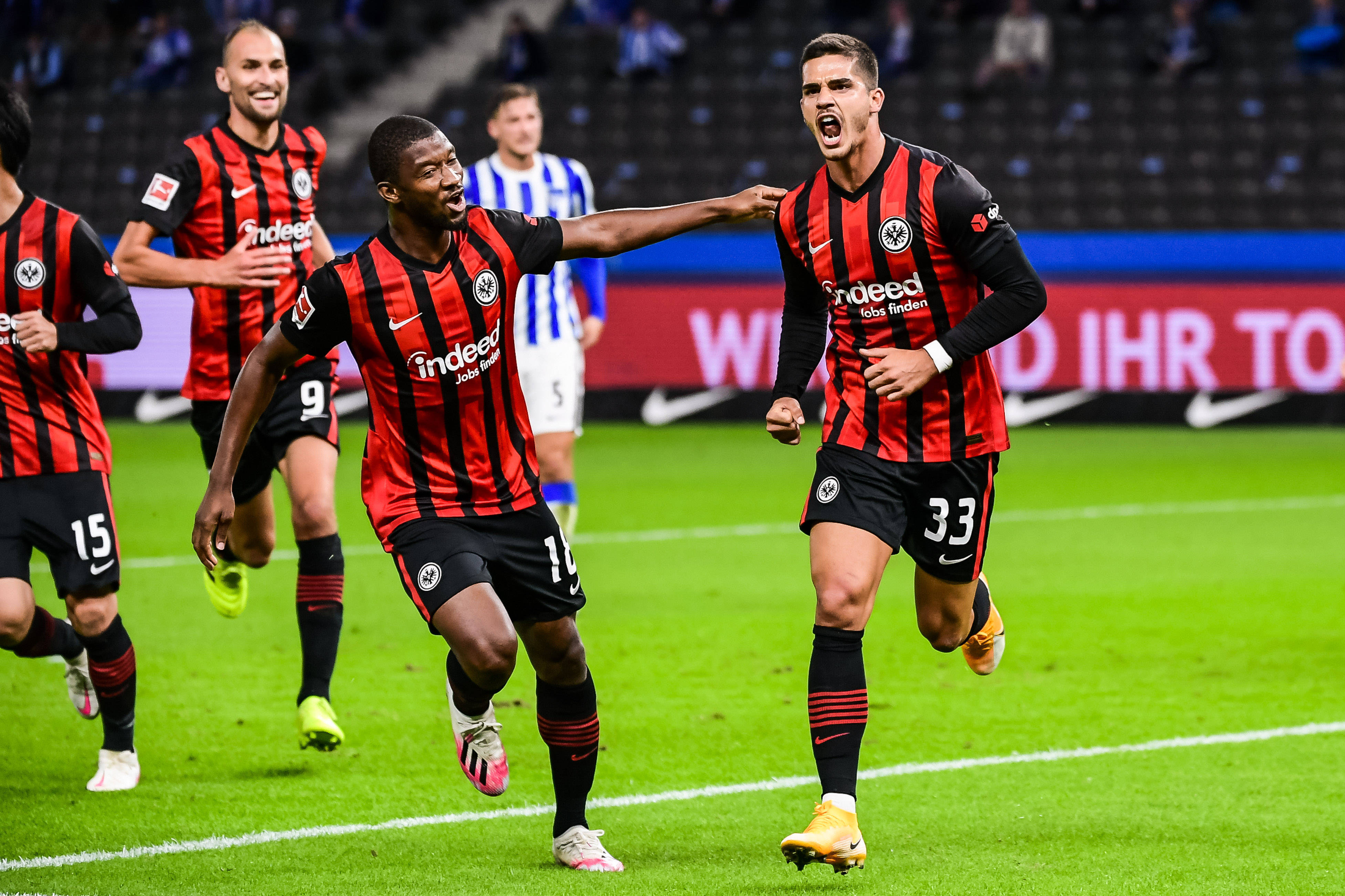 威廉希尔app-奥格斯堡队员状态火爆，携手向前