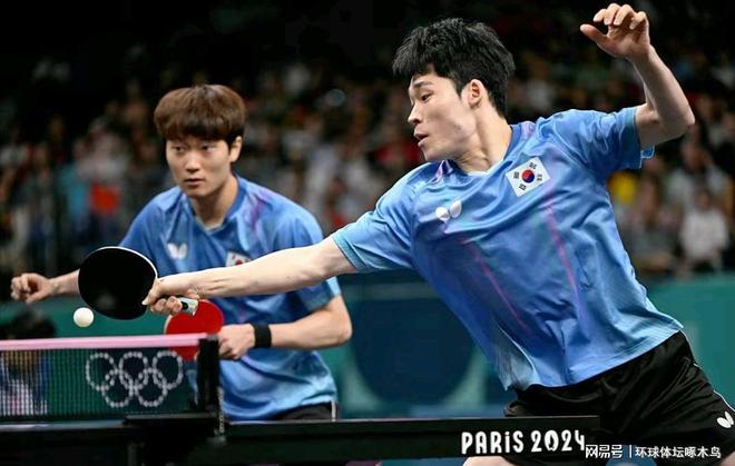 美国乒乓球队击败对手,取得胜利 美国乒乓球队击败对手,取得胜利