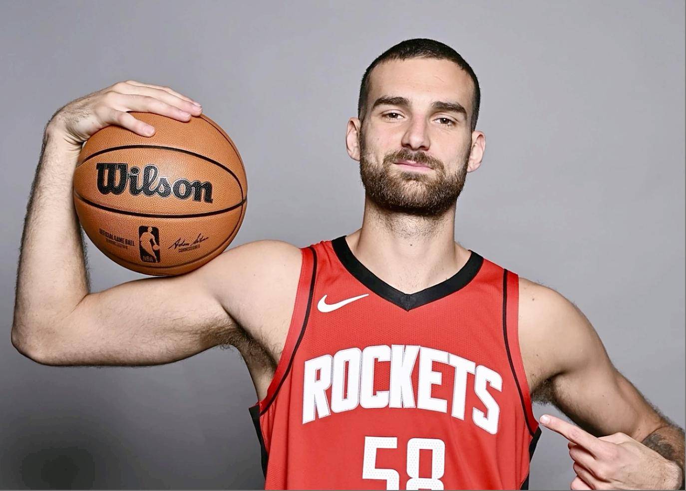 澳大利亚运动员轻松夺冠,实力无人能敌 澳大利亚运动员轻松夺冠,实力无人能敌