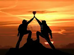 胜利之路漫漫，全队齐心协力战胜强敌