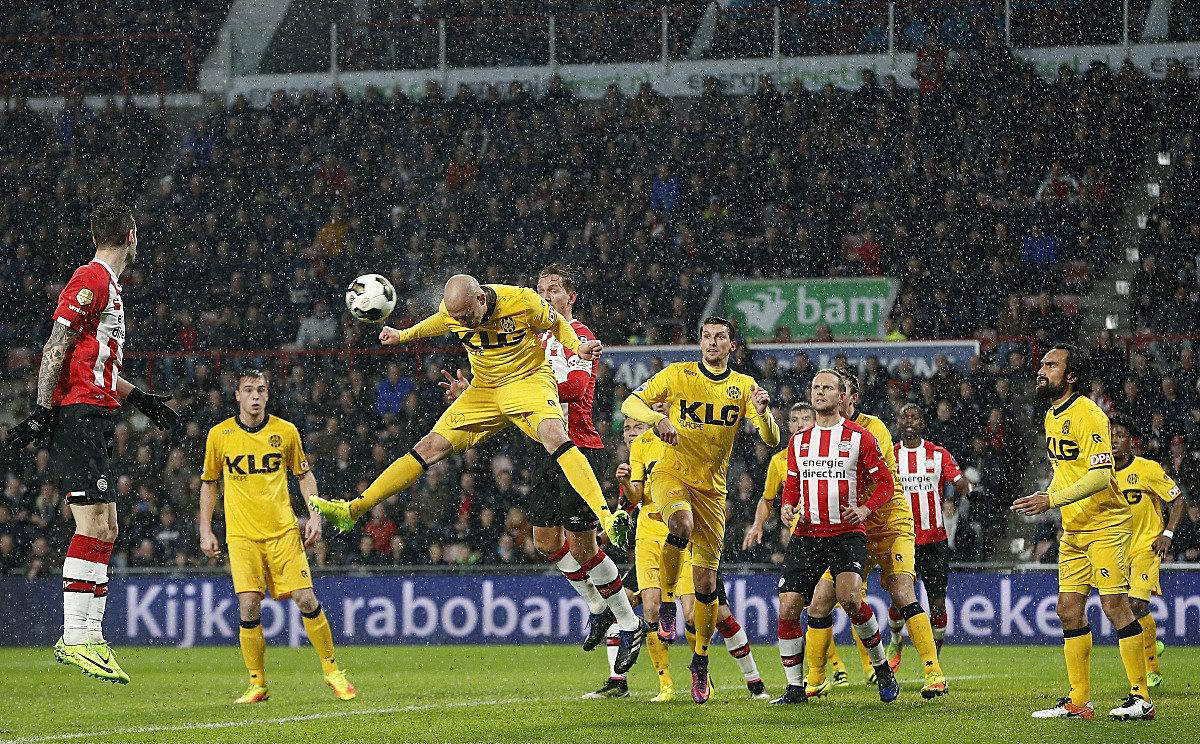 阿贾克斯负于对手仅仅止步顶级比赛