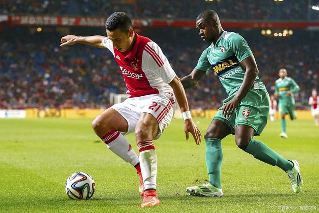 阿贾克斯负于对手仅仅止步顶级比赛