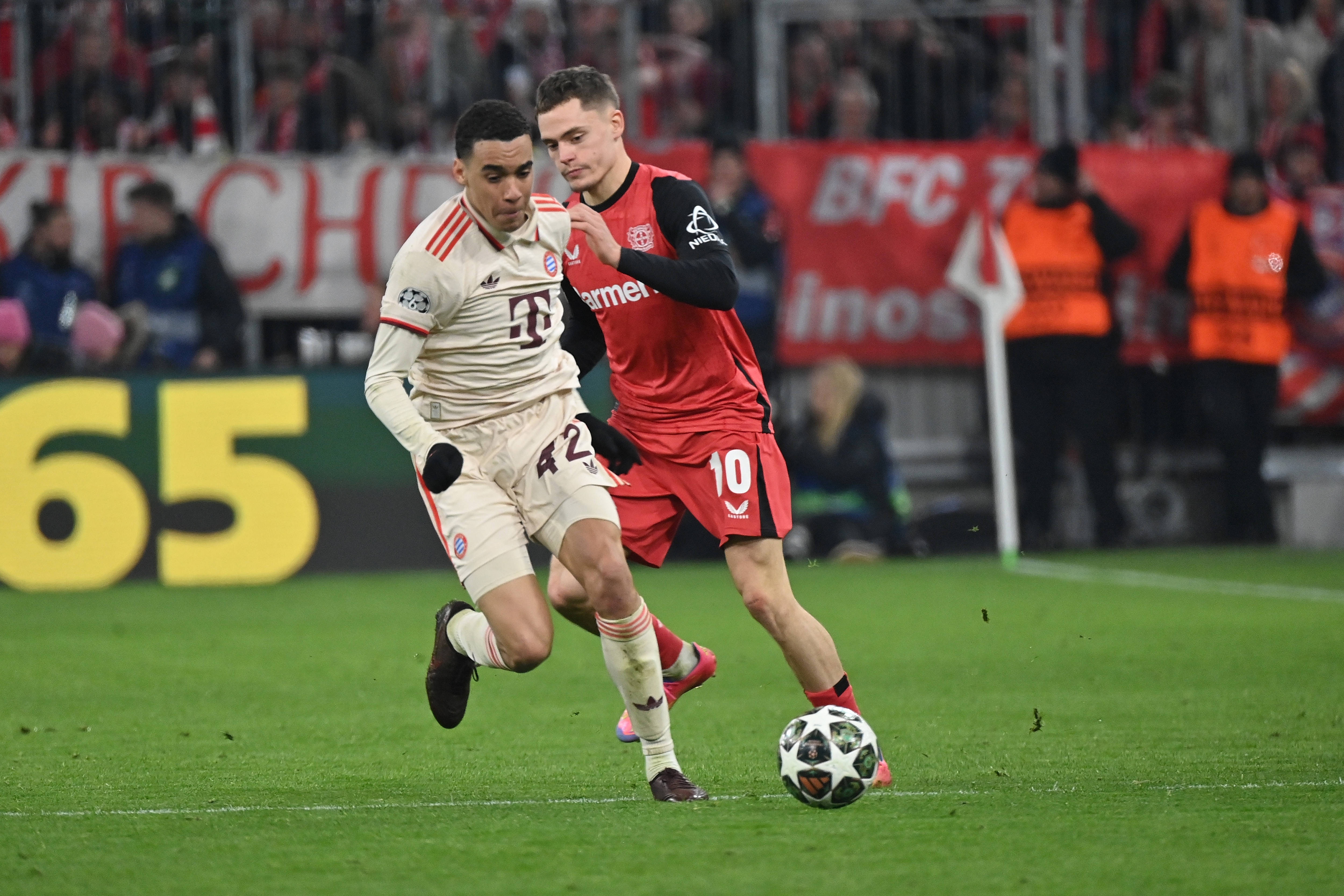 勒沃库森客场不敌拜仁慕尼黑,保级前景堪忧 勒沃库森客场不敌拜仁慕尼黑,保级前景堪忧