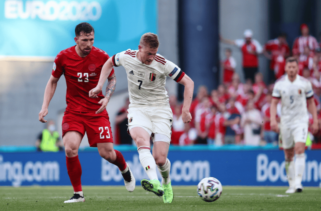 球队在欧洲比赛中表现出色 球队在欧洲比赛中表现出色