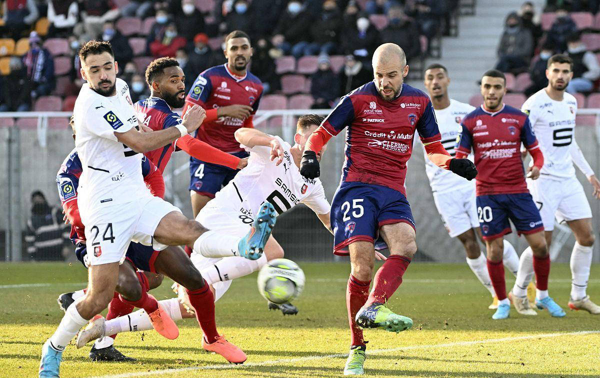 比利亚雷亚尔平局拿分,瓦伦西亚不敌博尔图 比利亚雷亚尔平局拿分,瓦伦西亚不敌博尔图