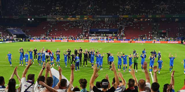 威廉希尔官网-荷兰击败奥地利，晋级16强