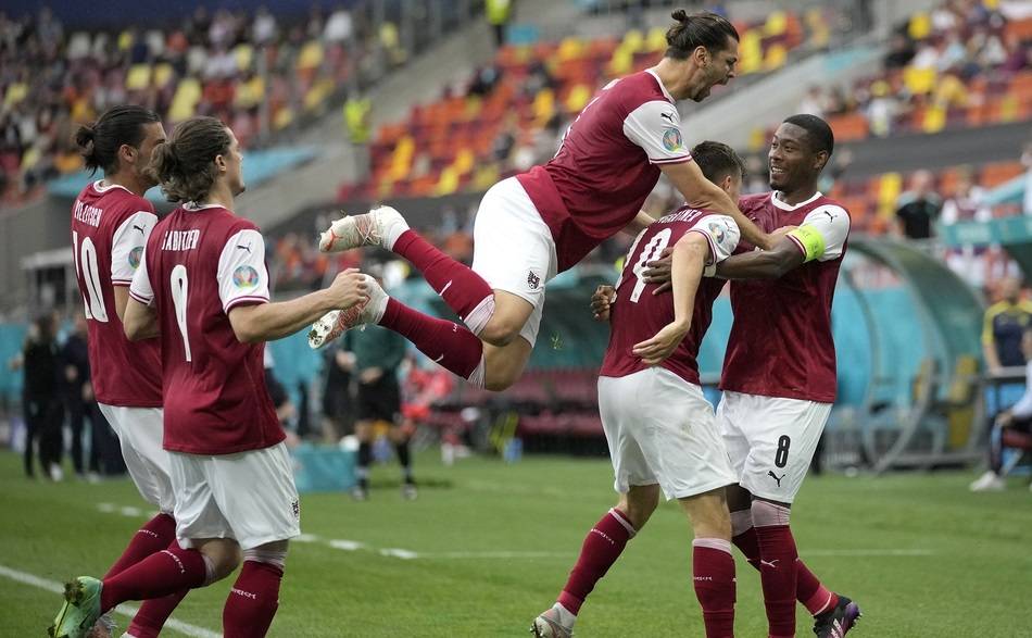 奥地利队战平对手，获得小组第二