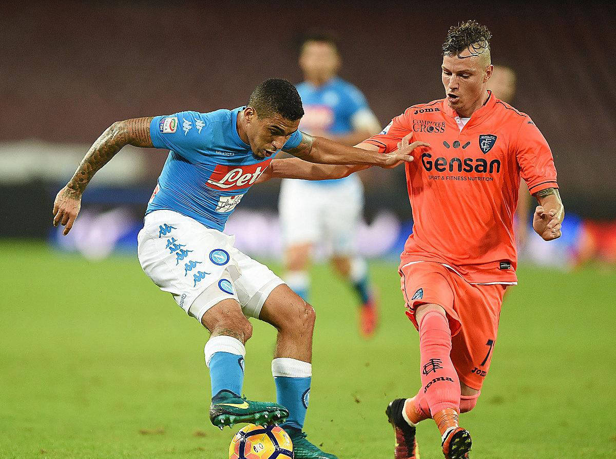 英国威廉希尔-那不勒斯后防表现出色，保持不败纪录