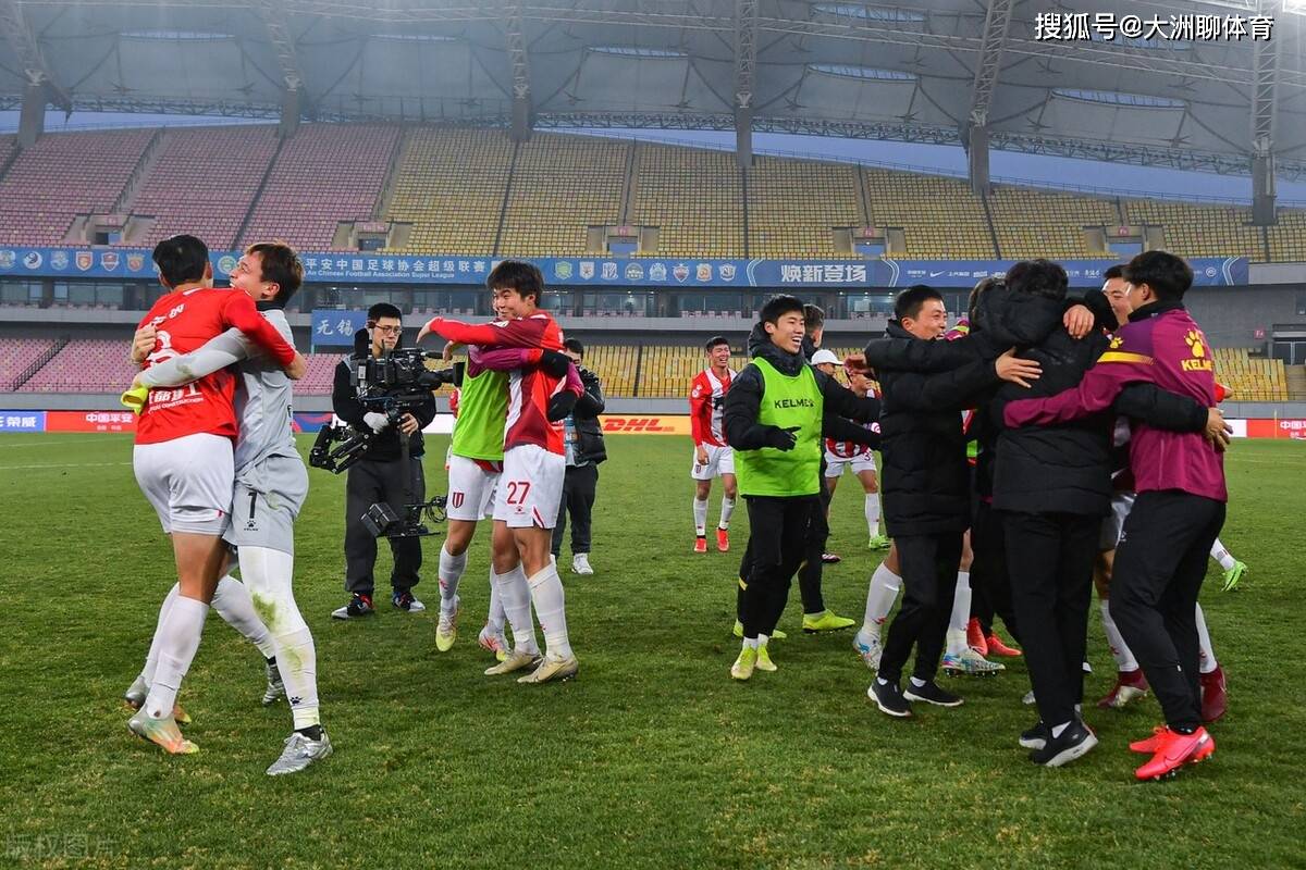 非洲劲旅跻身大洲杯四强，引发热议