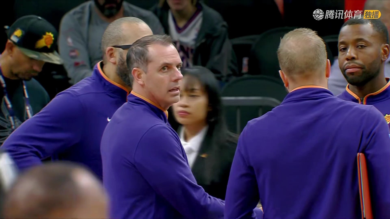 沃格尔公牛主帅赛季初首秀,公牛战胜灰熊取得开门红 沃格尔公牛主帅赛季初首秀,公牛战胜灰熊取得开门红