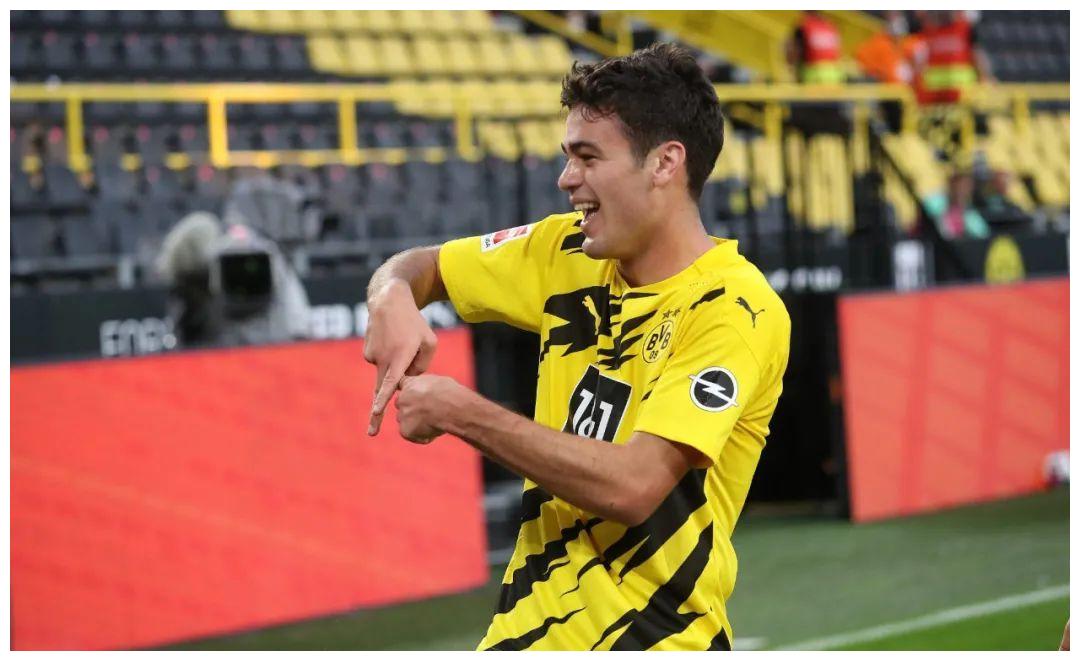 阿贾克斯连胜,晋级前途一片光明 阿贾克斯连胜,晋级前途一片光明