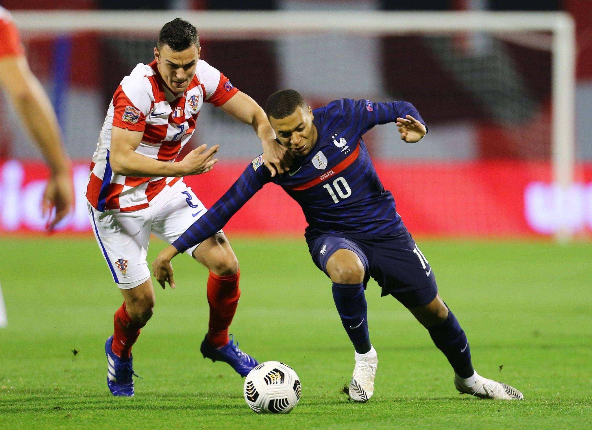 欧国联半决赛即将开启,各队实力对比引发热议 欧国联半决赛即将开启,各队实力对比引发热议