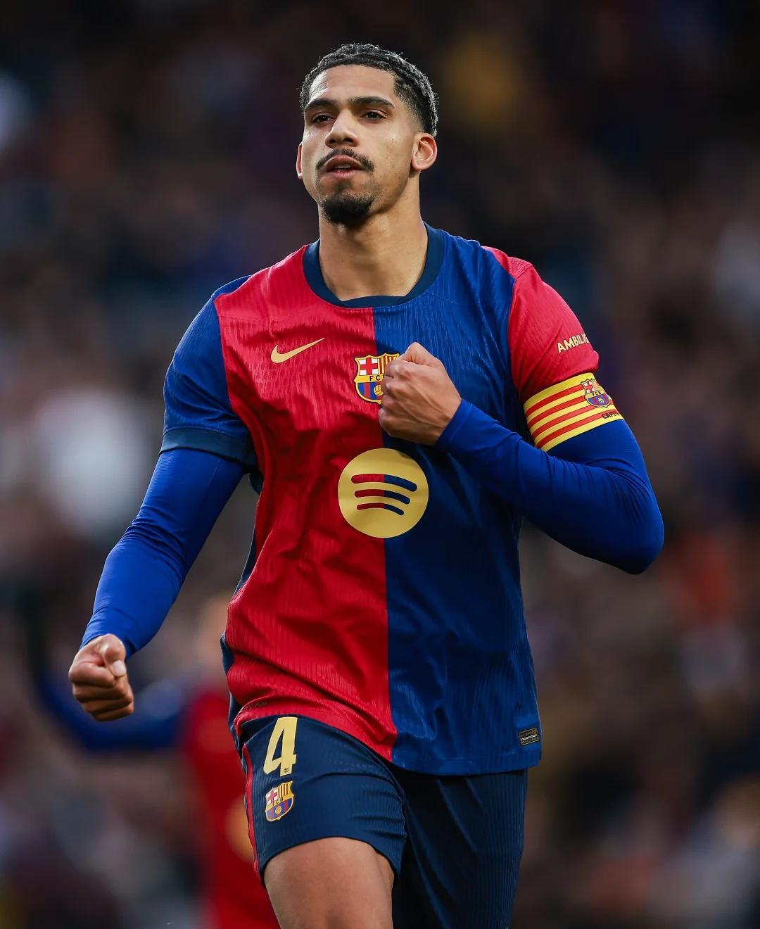 皇家社会主场大胜,保持在前八名 皇家社会主场大胜,保持在前八名