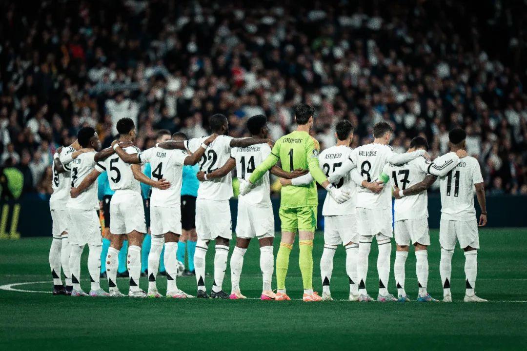 皇马三轮不胜，危险！索拉里或下课！