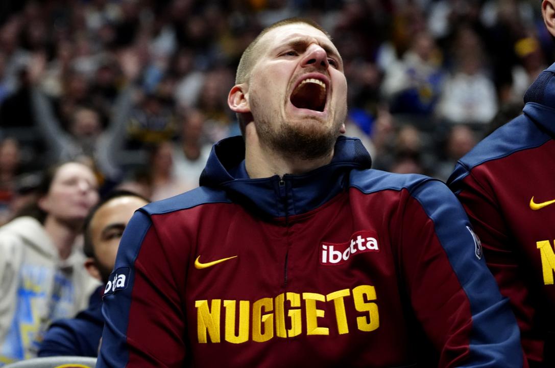 英国威廉希尔-爵士全面爆发，梅奥则射杰果勇夺关键胜利