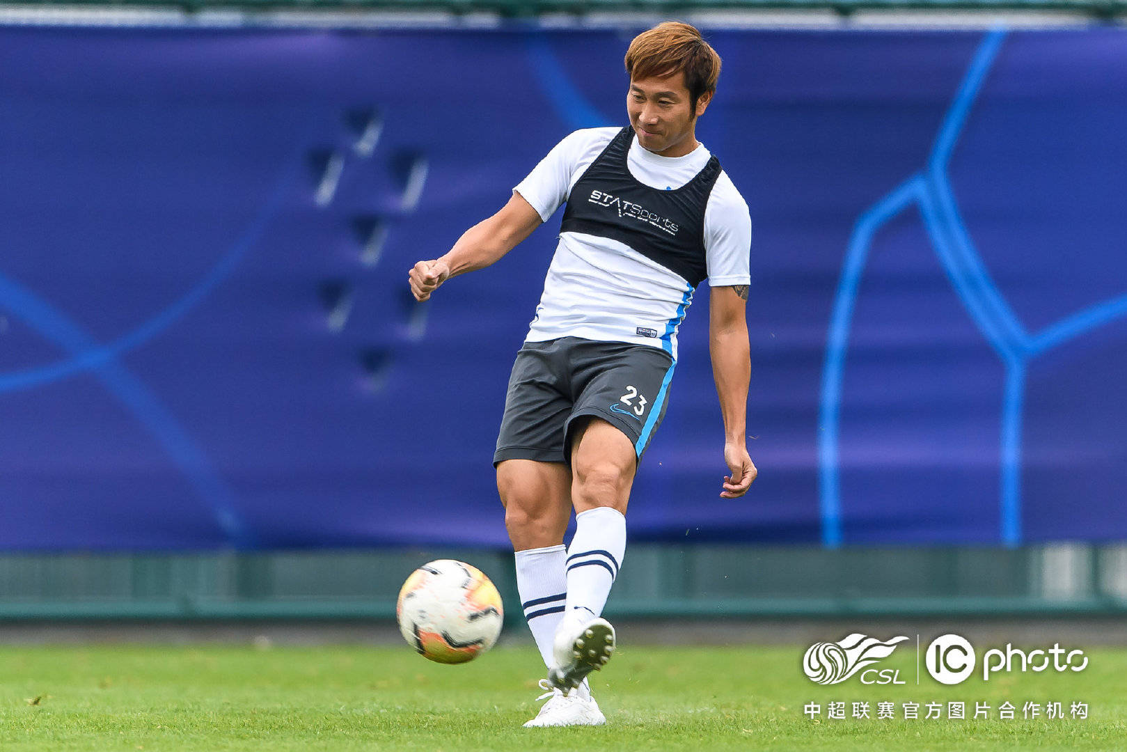 苏州东吴队员士气高昂,努力备战下一场比赛 苏州东吴队员士气高昂,努力备战下一场比赛