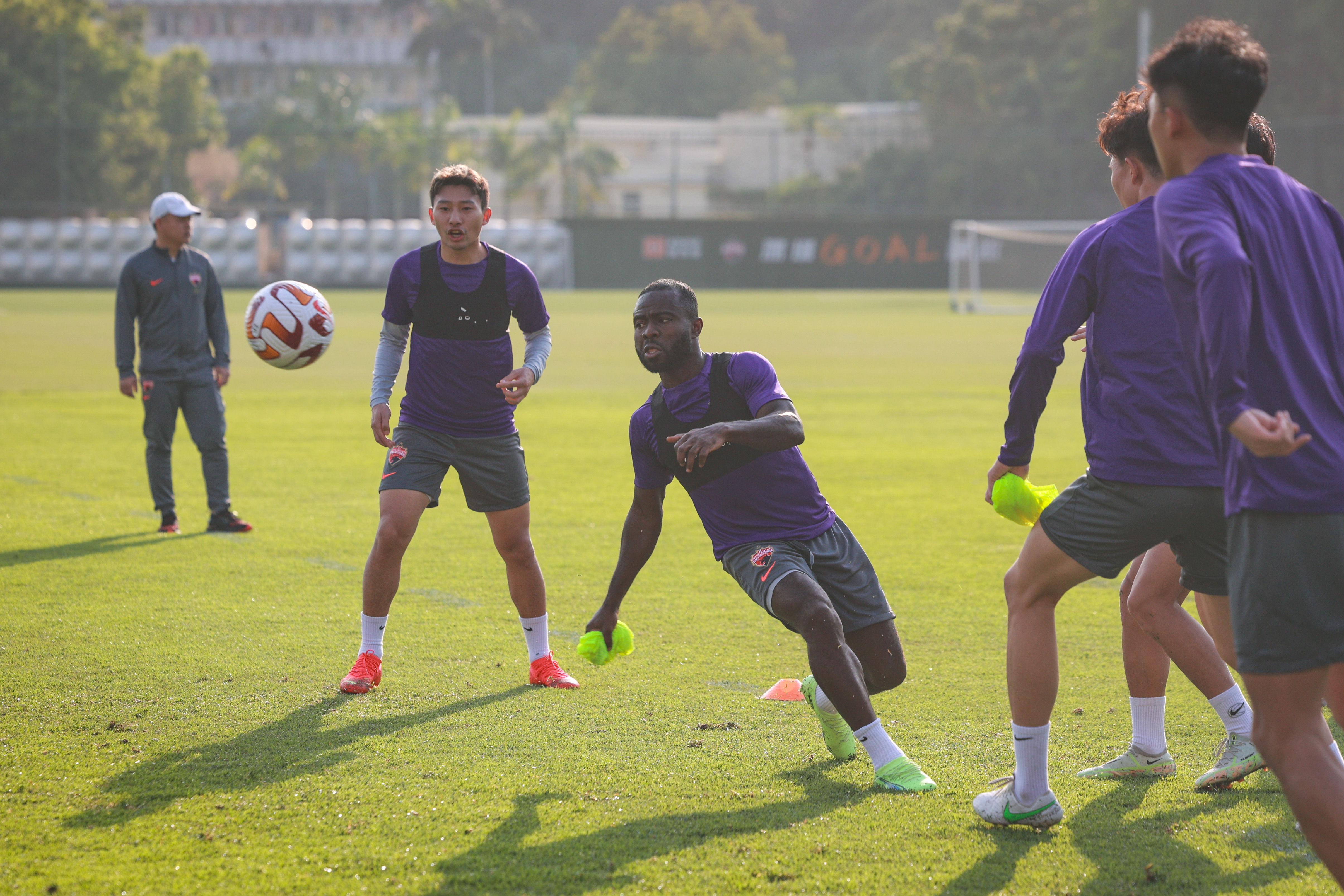 苏州东吴队员士气高昂,努力备战下一场比赛 苏州东吴队员士气高昂,努力备战下一场比赛