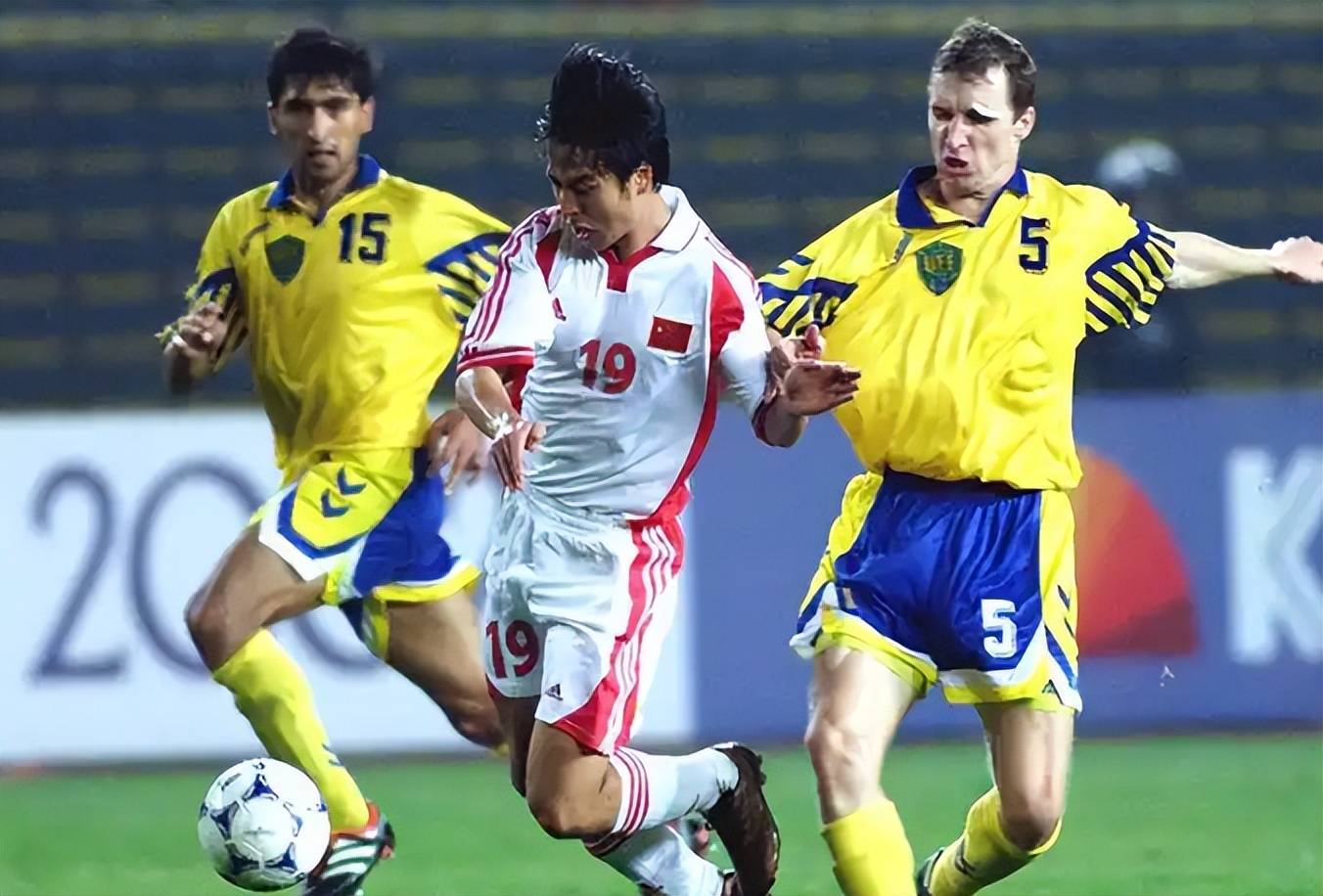 队员实力无法忽视,国内足球比赛必看 队员实力无法忽视,国内足球比赛必看