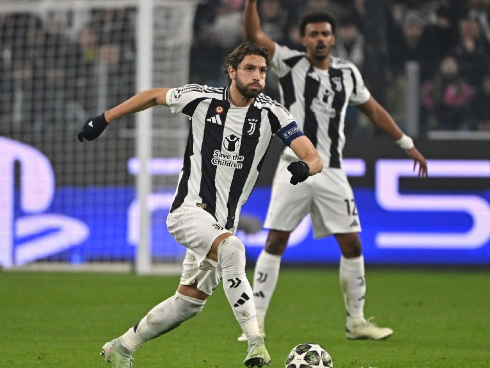 尤文图斯遭遇不敌,欧冠希望渺茫 尤文图斯遭遇不敌,欧冠希望渺茫