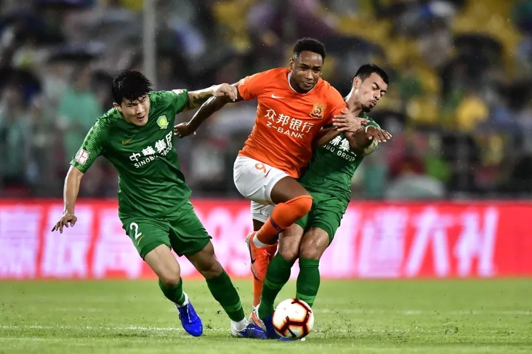 威廉希尔app-难求胜绩！武汉卓尔客场不敌对手