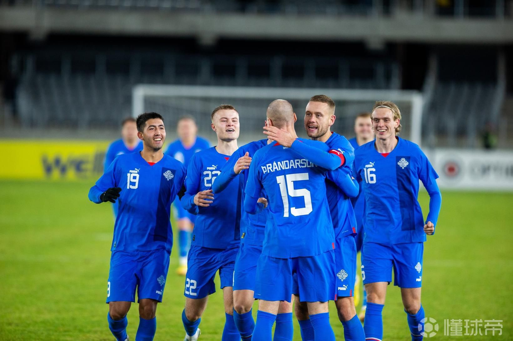 冰岛大胜立陶宛，出线希望犹存