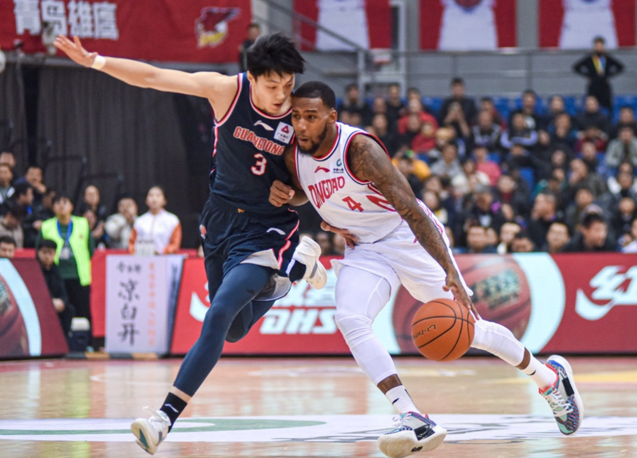 广州富力大胜,主场势不可挡实现四连胜 广州富力大胜,主场势不可挡实现四连胜