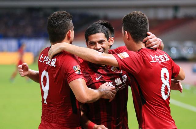 大连一方客场爆冷战平广州富力,积分榜排名上升 大连一方客场爆冷战平广州富力,积分榜排名上升