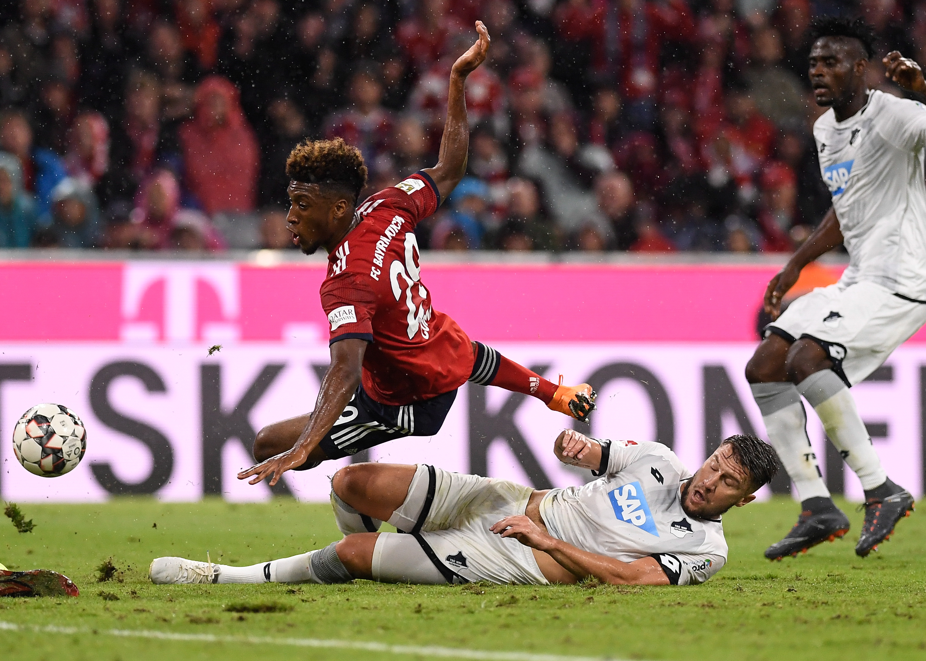 威廉希尔官网-霍芬海姆客场大胜，一路领先对手