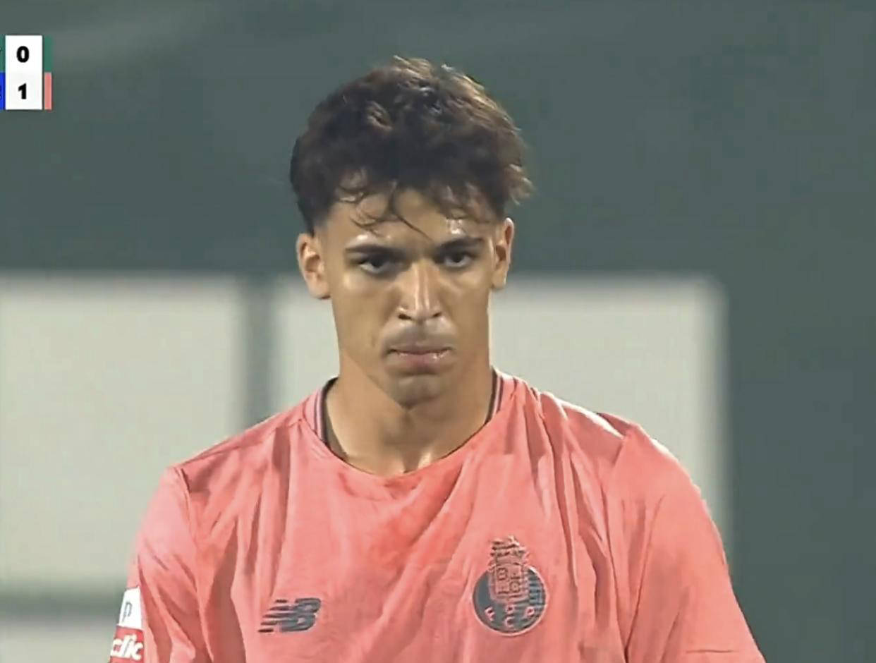 阿贾克斯大胜波尔图晋级 阿贾克斯大胜波尔图晋级