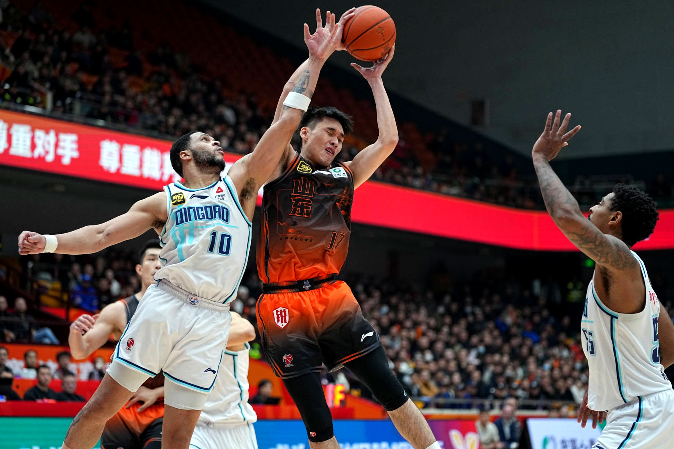 辽宁本土球员崭露头角,助力球队成功晋级半决赛 辽宁本土球员崭露头角,助力球队成功晋级半决赛