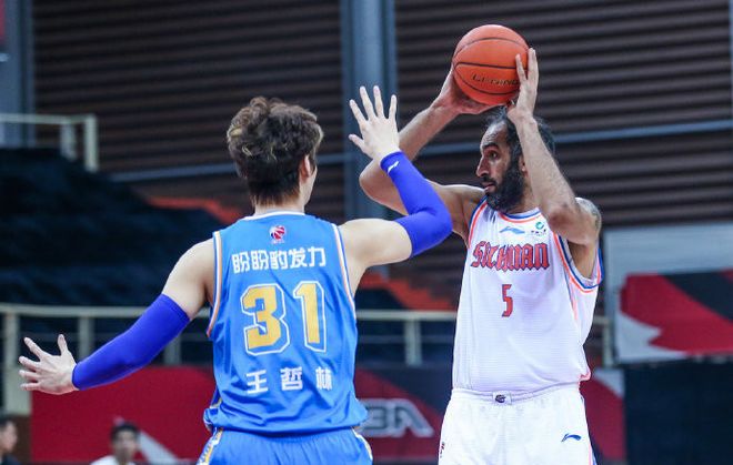 糟糕开局:泰达开局五连败,排名垫底 糟糕开局:泰达开局五连败,排名垫底