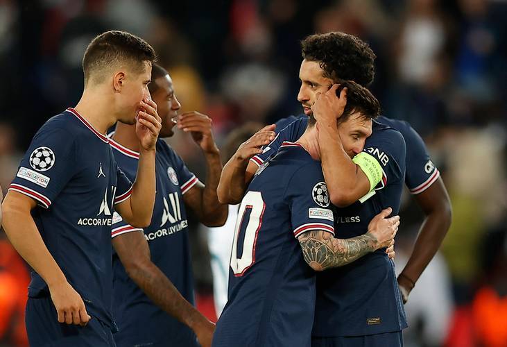 巴黎圣日耳曼取胜,艰难赢得比赛 巴黎圣日耳曼取胜,艰难赢得比赛