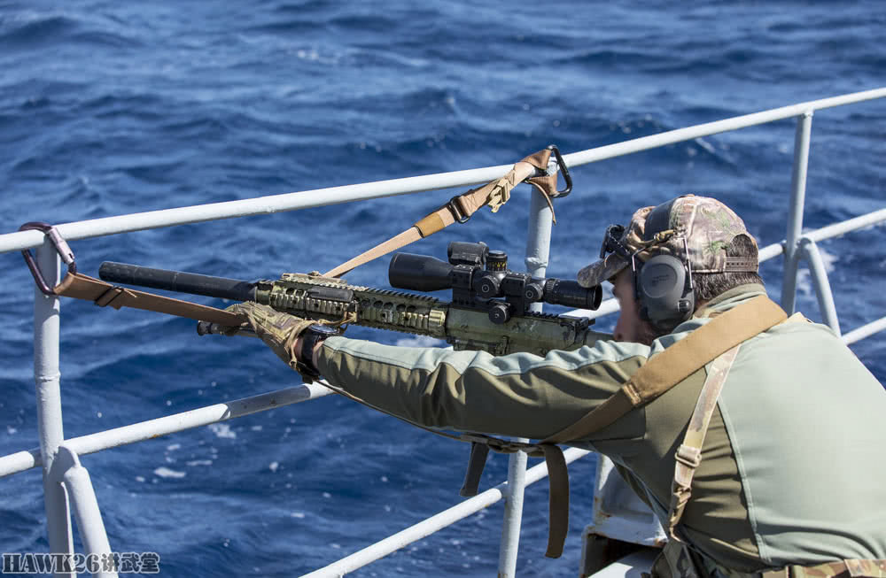 意大利射击选手准确命中目标 意大利射击选手准确命中目标